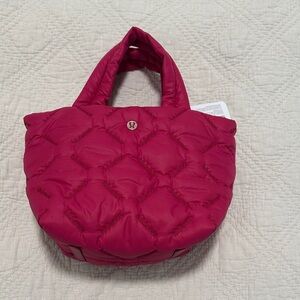 Lululemon Athletica Fuchsia Quilted Tote